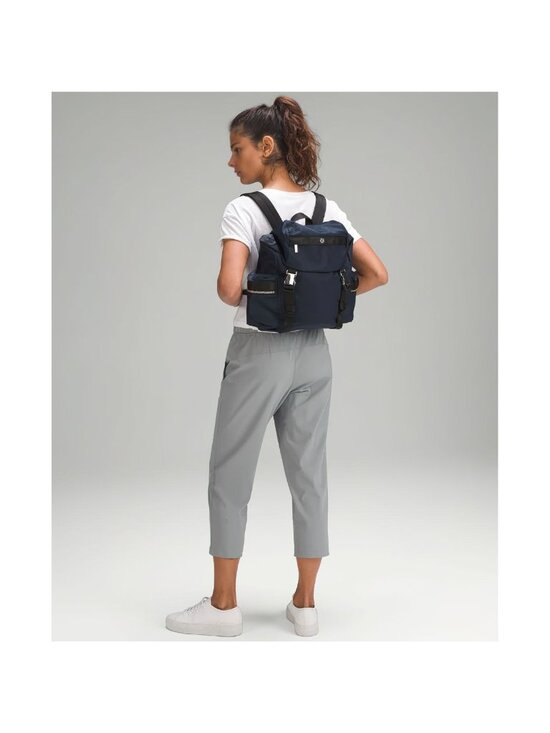 lululemon backpack 14l Lululemon Wunderlust Backpack 14L Navy Blue